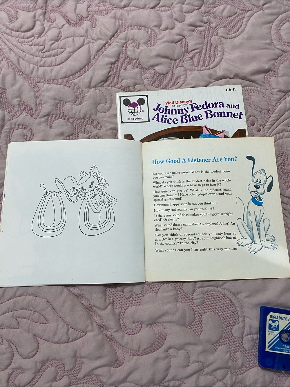 Walt Disney Read-Along: Johnny Fedora and Alice Blue Bonnet with Blue Cassette - Picture 6 of 7